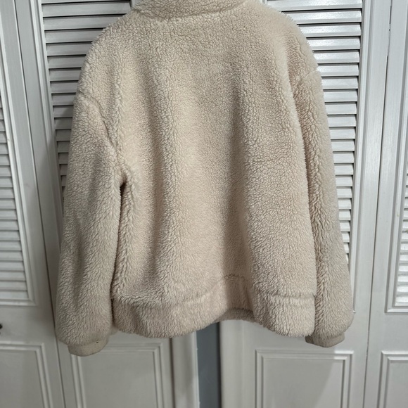 Universal Thread Cream Teddy Jacket - Picture 2 of 3